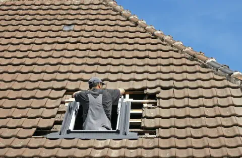 Pose de velux - Saint-Martin-de-Bienfaite-la-Cressonnière
